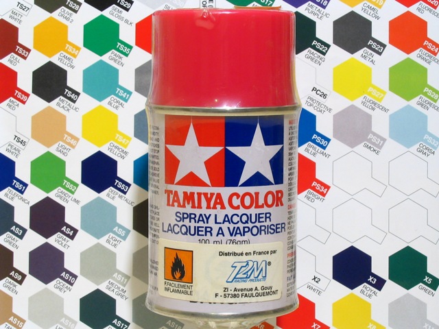 86033/TAMIYA/PS-33  Bombe Acrylique pour le  Lexan 100 ml Rouge