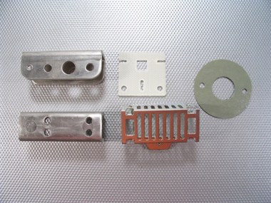 9405686/TAMIYA/Pièces embouties  pour BUSH DEVIL.
