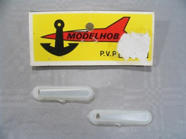 421/MODELHOB/Guide de sortie de tringlerie (2 pièces).