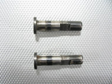 4000-2S55/Axe de roue AV T2M 1/8 PIRATE 4x2 OCCASION.