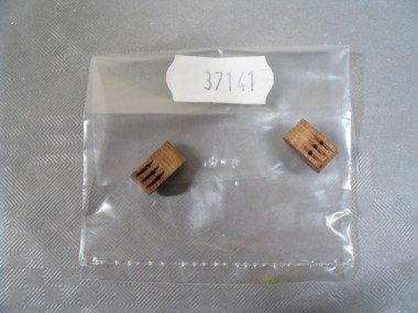 37141/MANTUA/Poulie à violon 3 trous en noyer 12 mm (2 pièces).