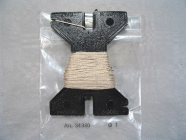 34380/MANTUA/Cordonnet 1 mm (10 mètres environ).
